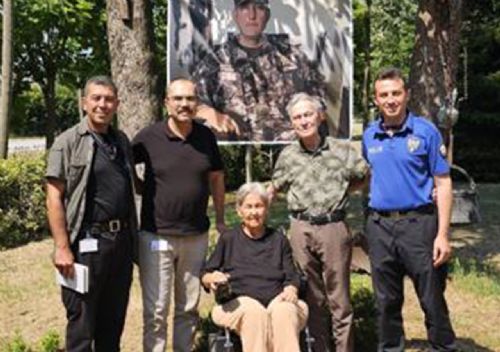 Düzce Emniyetini Güçlendirme Derneği İş Birliğiyle 6 adet Akülü Tekerlekli Sandalye Bağışı