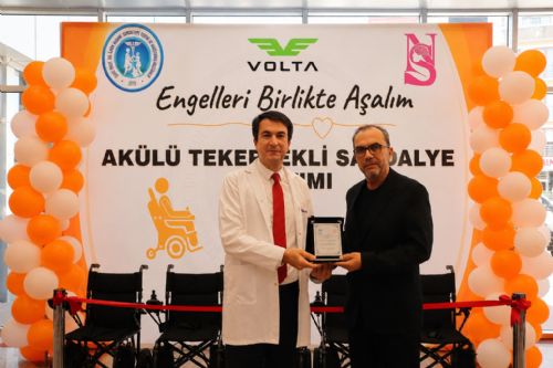Şehit Prof. Dr. İlhan Varank Eğitim ve Araştırma Hastanesi’nde 10 Akülü Sandalye Desteği